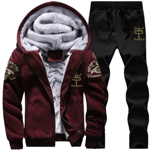 casaco vermelho e calça preta peluciados para inverno